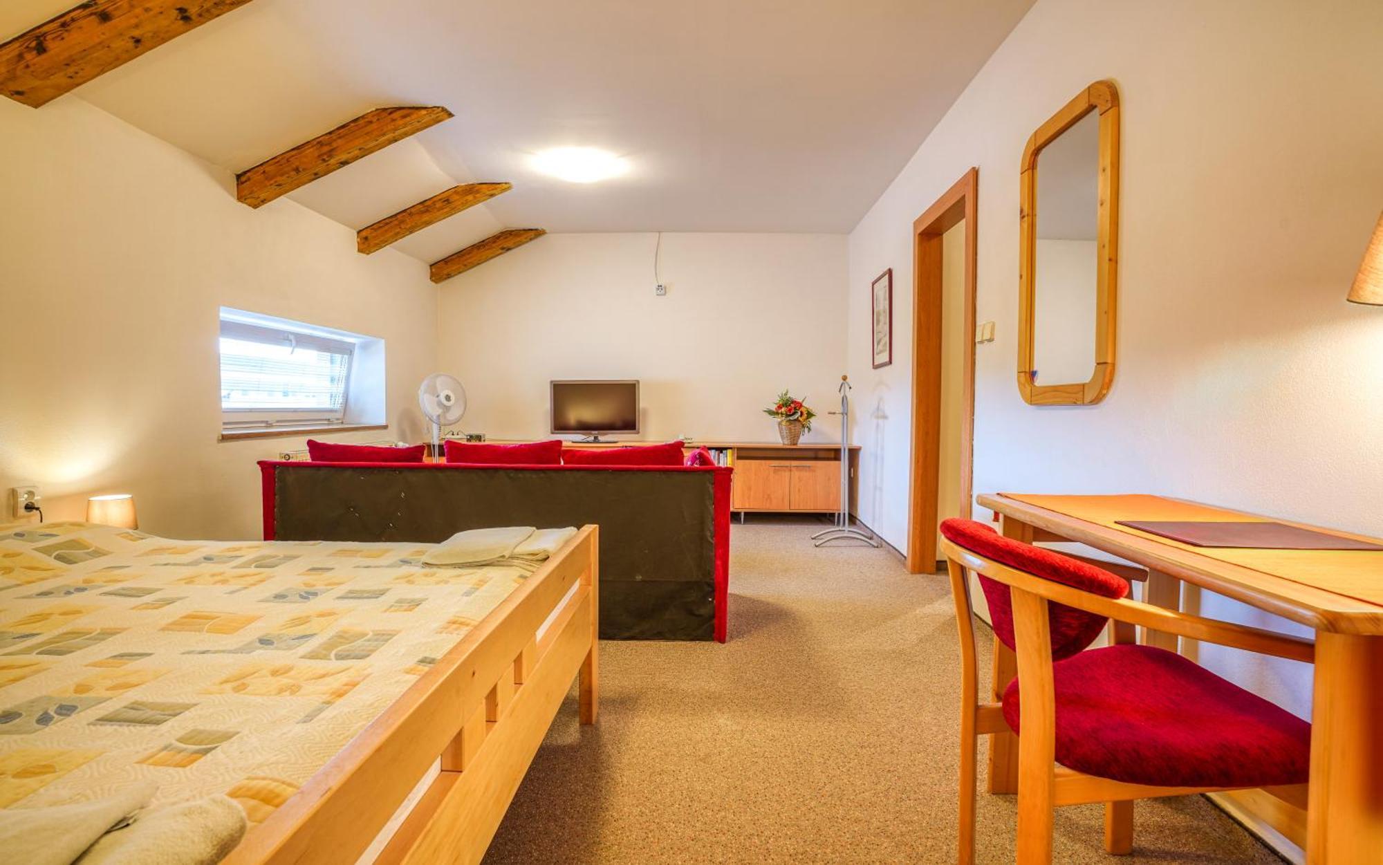 Hotel Dynamic Nova Dubnica Room photo